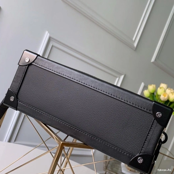 Vuitton Louis SOFT TRUNK 0327